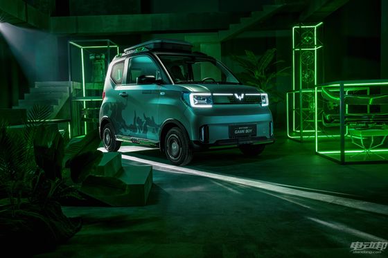 Wuling Hongguang GAMEBOY Mobil Mini Ev 200-300KM 3 Pintu 4 Kursi