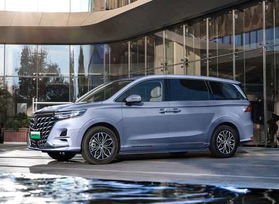 Roewe IMAX8 SAIC Motor Electric Car 550KM 5 Pintu 7 Kursi Ukuran Sedang Besar