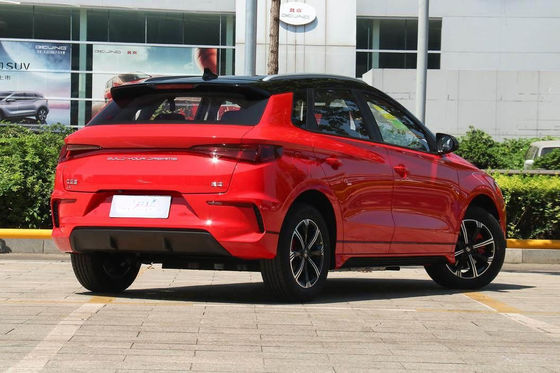 E2 BYD EV Mobil Sedan Kompak Mobil Listrik BYD 301-401KM 5 Kursi