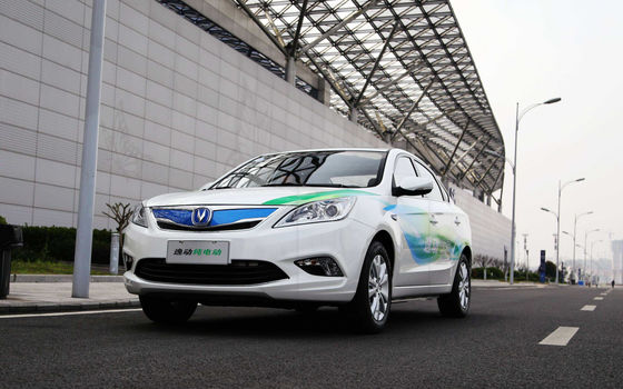 Changan Eado EV460 365-405KM Changan EV 5 Pintu 5 Kursi Mobil Sedan Kompak