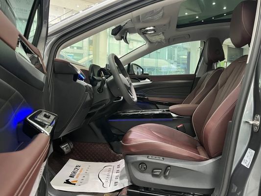 ID6 X VW EV Mobil Jarak Jauh 460-617KM Dengan Performa Tinggi