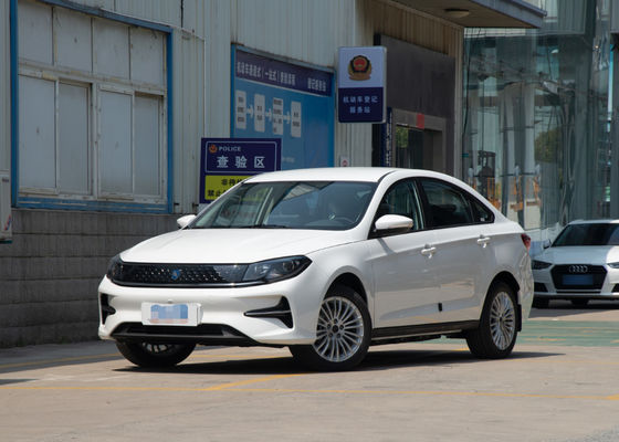 Mobil Listrik Murni S60EV Dongfeng Ev 415KM Dengan 4 Pintu 5 Kursi
