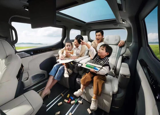5 Pintu 6 Kursi Zeekr 009 Minivan Listrik Jarak Jauh 702-822KM