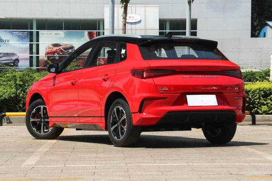 E2 Red Byd Small Ev Edisi Bisnis 401KM 5 Pintu 5 Kursi