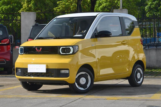 Pure Electric Gm Wuling Mini Ev 120-170KM Compact Size Easy Park
