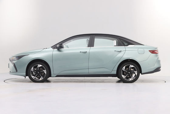 480-620KM Geely Geometry G6 Auto Pure Electric 5 Pintu 5 Kursi