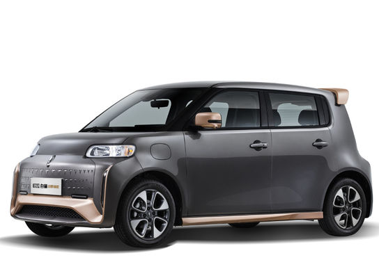 ORA White Cat Great Wall Motor EV 305-401KM Listrik Murni Dengan 5 Pintu 4 Kursi