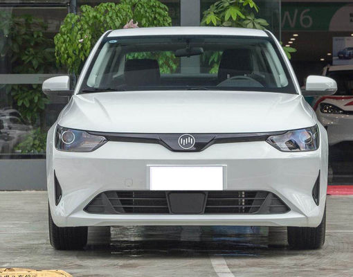 VM E.5 0.55H Pengisian Cepat Ev 410KM - 500KM Listrik Murni 4 Pintu 5 Kursi