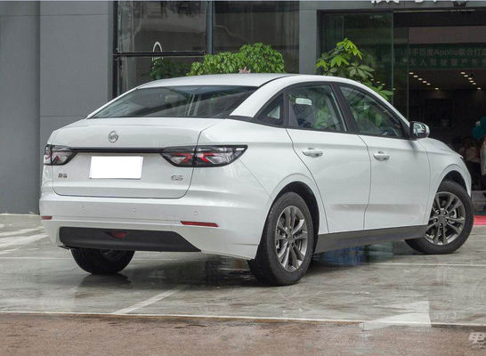 VM E.5 0.55H Pengisian Cepat Ev 410KM - 500KM Listrik Murni 4 Pintu 5 Kursi