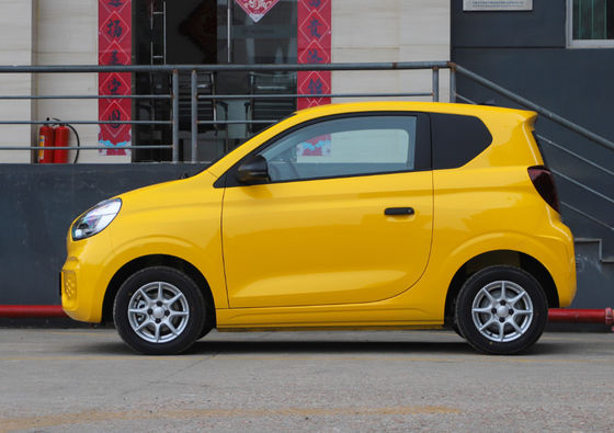3 Pintu 4 Kursi SAIC Motor Mobil Listrik SAIC Roewe CLEVER 311KM