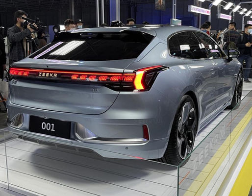 5 Pintu 5 Kursi Geely Electric Car Zeekr 001 Ev Jarak Jauh 546-1032KM