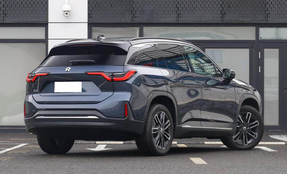 Ukuran Sedang NIO ES6 Suv 455-610KM Performa Tinggi Dengan Motor Ganda