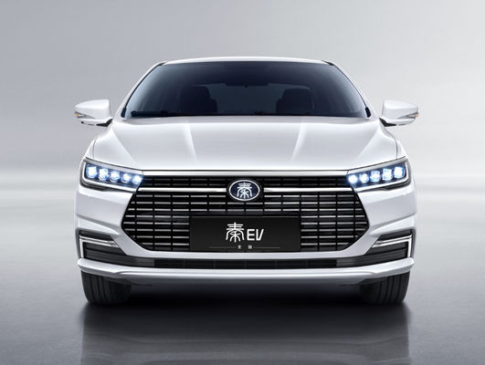 Mobil Listrik Compact Byd Qin Ev Sedan 400-450KM 4 Pintu 5 Kursi